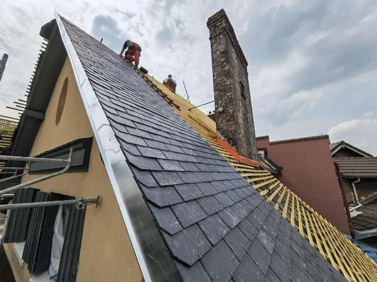 Chantier toiture neuve - Compagnons du Devoir